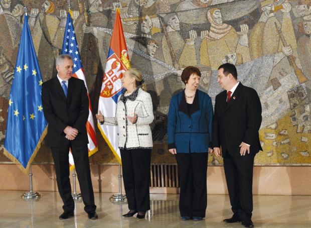 01Nikolic-Dacic-Klinton-Eston_