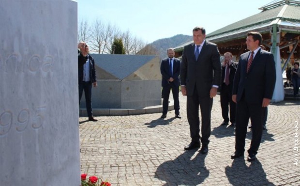 Dodik-spomenik