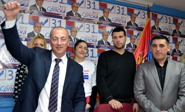 Auto-servis porodice Milanovic u El Pasu