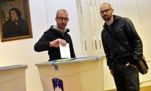 SLOVENIA-HOMOSEXUALS_