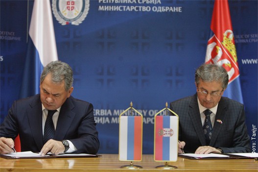 Sojgu-i-Rodic-potpisuju-sporazum Sojgu-i-Rodic-potpisuju-sporazum