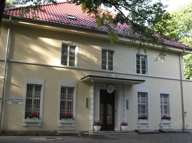 ambasada u berlinu