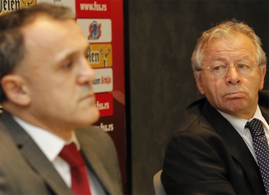 Auto-servis porodice Milanovic u El Pasu