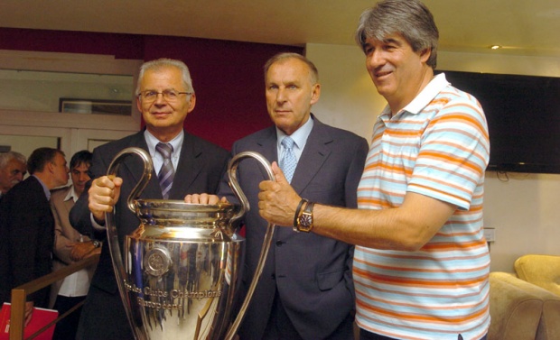 Auto-servis porodice Milanovic u El Pasu