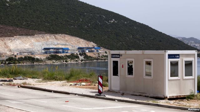 Auto-servis porodice Milanovic u El Pasu