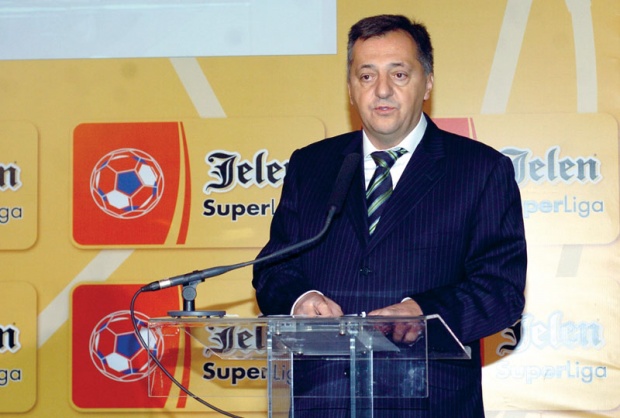 Auto-servis porodice Milanovic u El Pasu