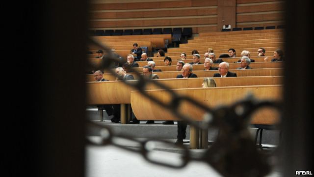 parlament_s