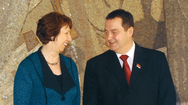 pol-dacic-i-eston_333
