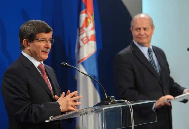 pol-davutoglu
