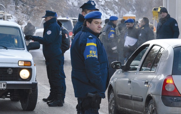 pol-kosovo_