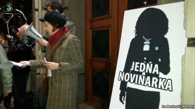 protest novinara