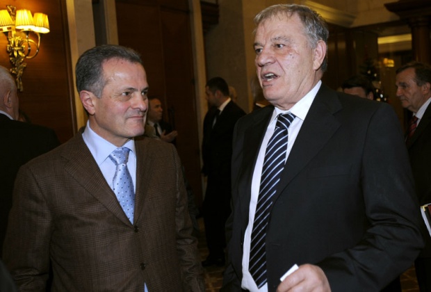 Auto-servis porodice Milanovic u El Pasu